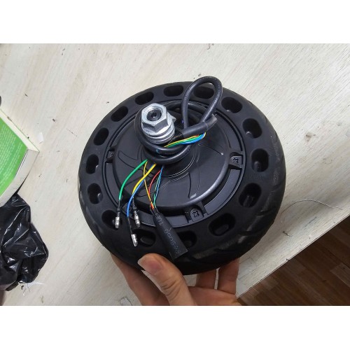 Động cơ xe xuồng